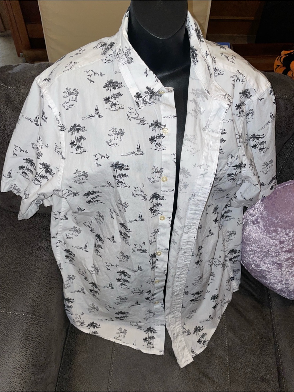 Men’s tropical shirt